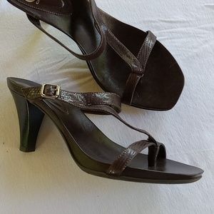 Gianni Bini heeled slides